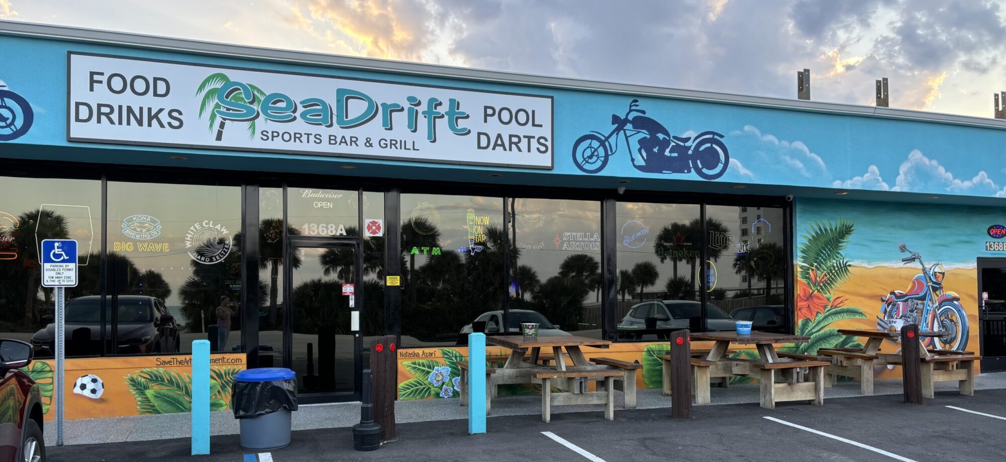 SeaDrift Sports Bar & Grill, Ormond by the Sea, Florida. FOOD, DRINKS, POOL, DARTS